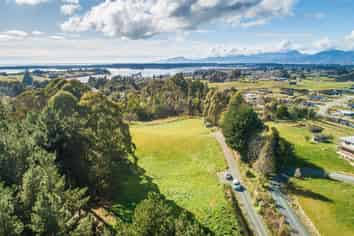 73 Maisey Road, Redwood Valley