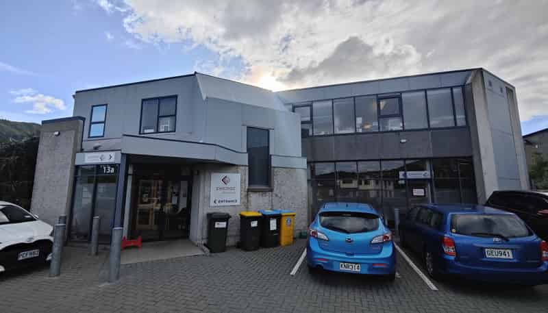 13 Wall Place, Porirua