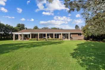 112A McRobbie Road, Kingseat