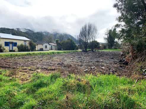 27 Stafford Street, Blackball