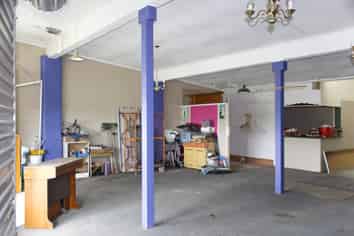 Business Opportunity/ Storage Unit