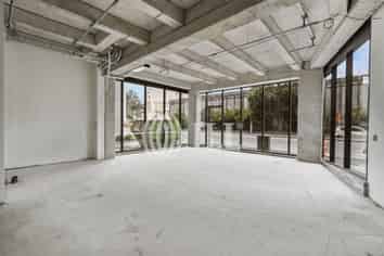 Retail Gem on Khyber Pass Road
