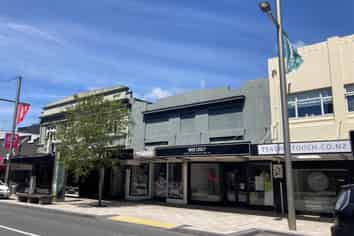 Hot Retail Strip