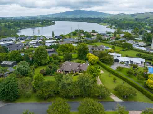 266 Lake View Drive, Karapiro