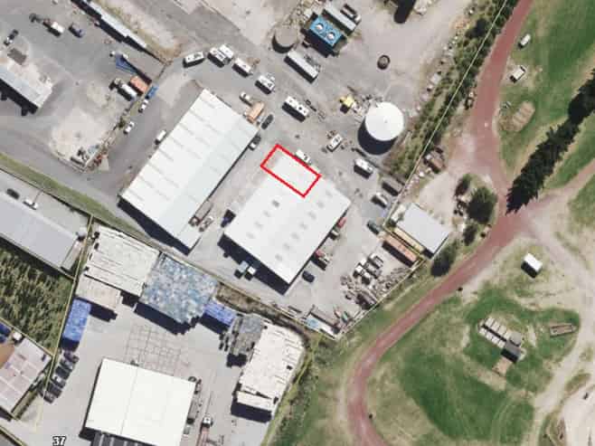 Industrial workshops for lease