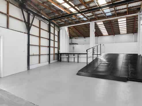 Very Tidy Warehouse - Kaikorai Valley 501m2