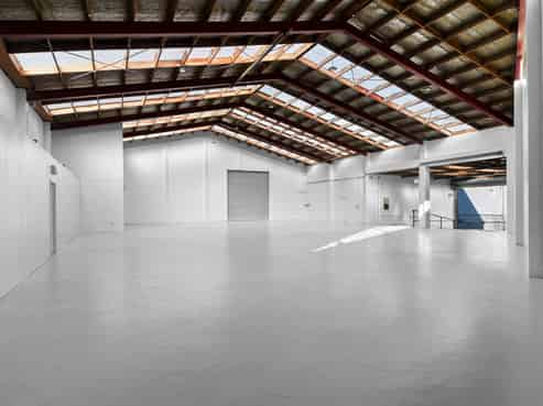 Very Tidy Warehouse - Kaikorai Valley 501m2