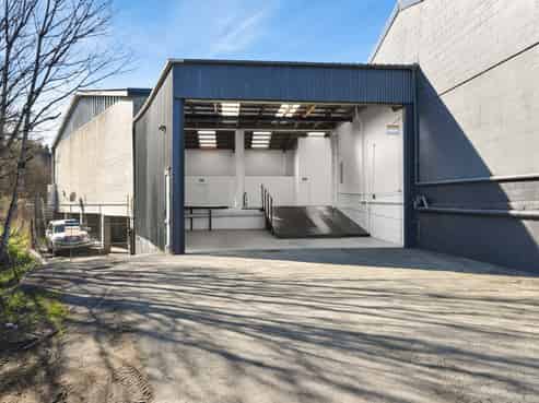 Very Tidy Warehouse - Kaikorai Valley 501m2