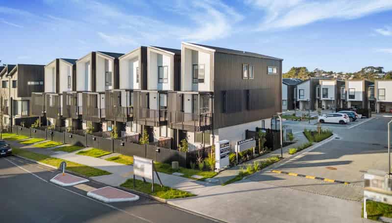 6-7/ 30B Westgate Drive, Westgate