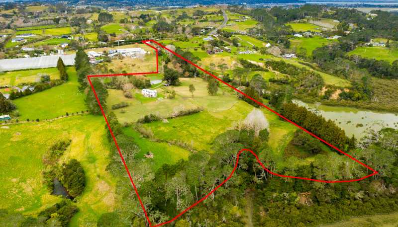 74 Barrett Road, Riverhead