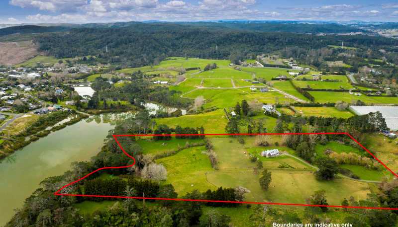 74 Barrett Road, Riverhead