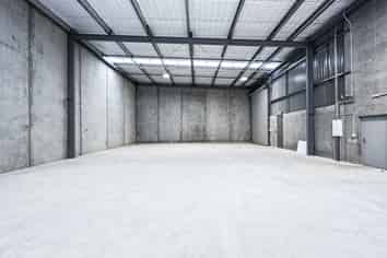 New 442sqm industrial - Unbeatable value!