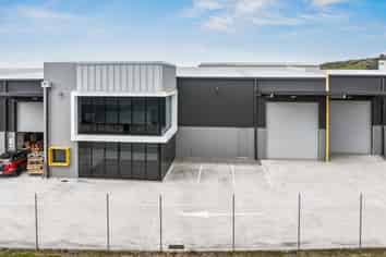 New 442sqm industrial - Unbeatable value!