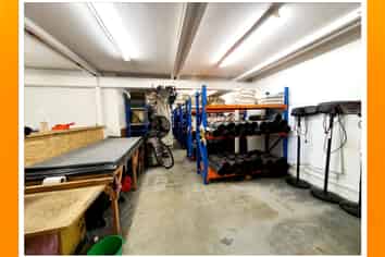 Gross Rent: Small and Affordable Office/Workshop