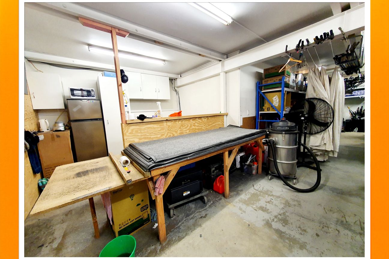 Gross Rent: Small and Affordable Office/Workshop - Bild 2