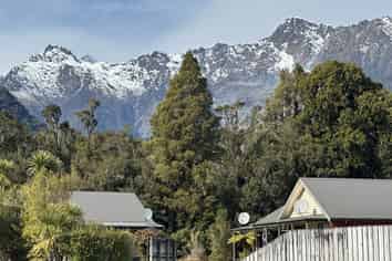 30 Pekanga Drive, Fox Glacier