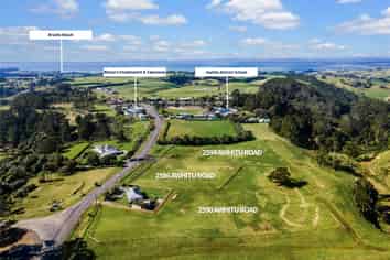 2594 Awhitu Road, Awhitu