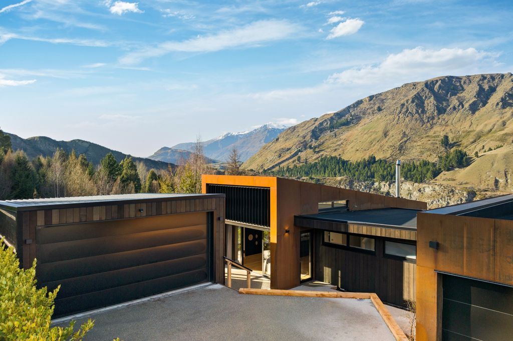 Sold 11 Powder Terrace, Arthurs Point realestate.co.nz