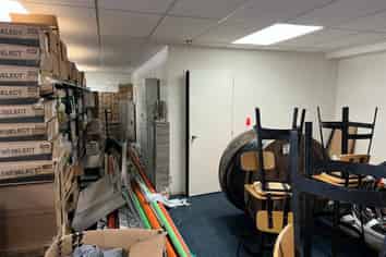 Great opportunity on busy Great North Road