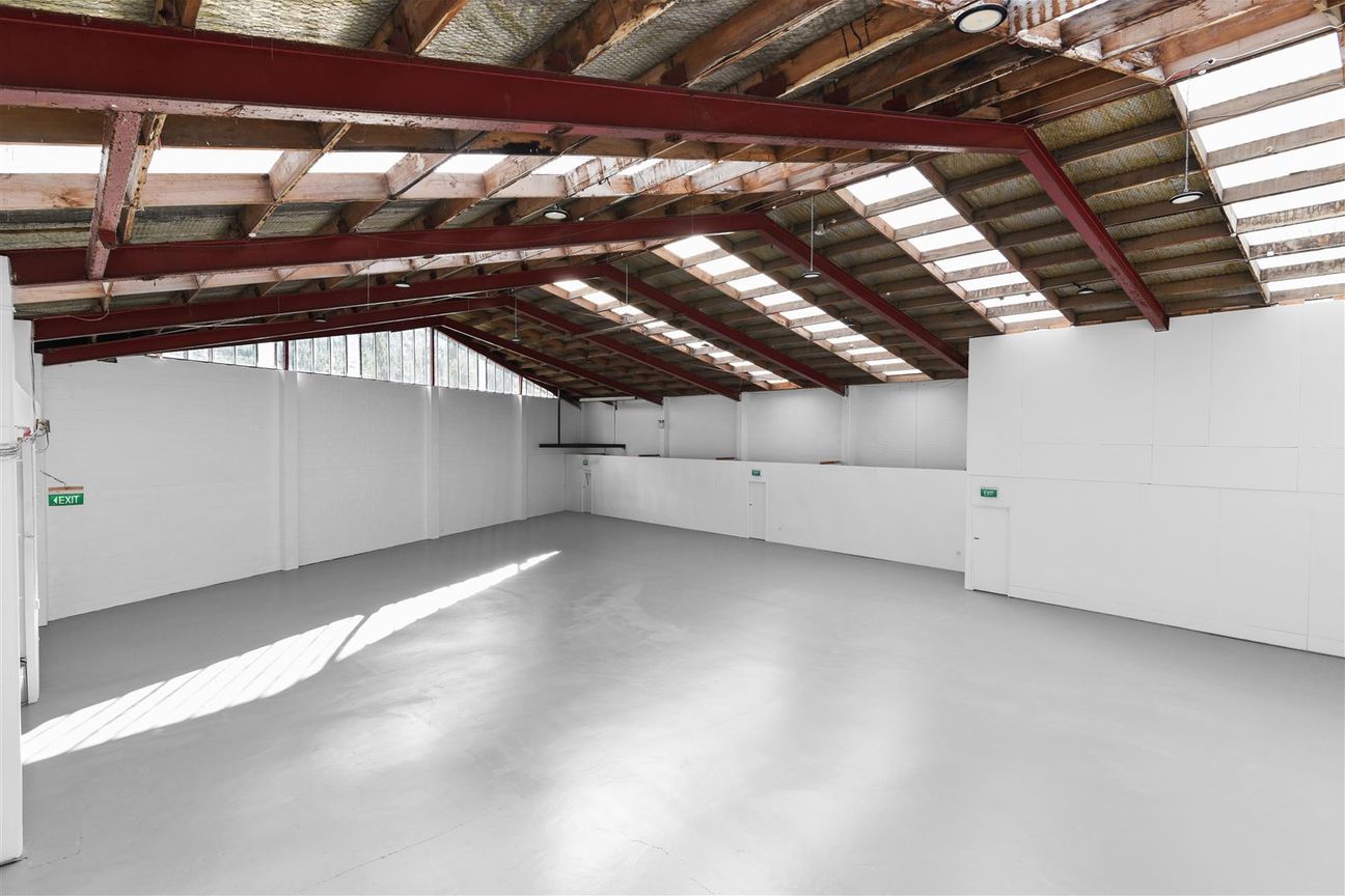 Industrial Warehouse - 500 m² - Bild 4