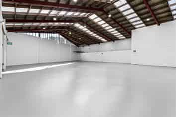 Industrial Warehouse - 500m2