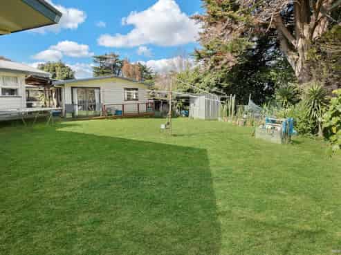 111 Luke Street East, Otahuhu