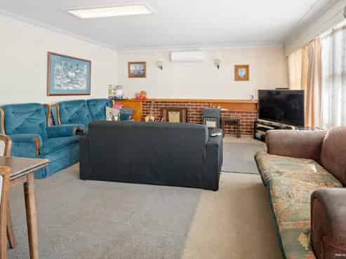 111 Luke Street East, Otahuhu