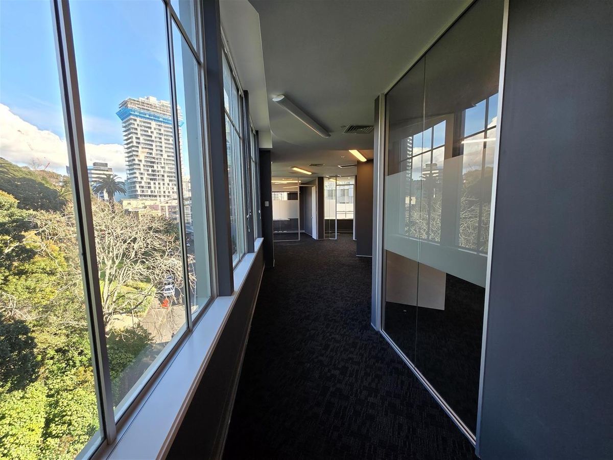 Savills - Tidy little office - Ansicht 5
