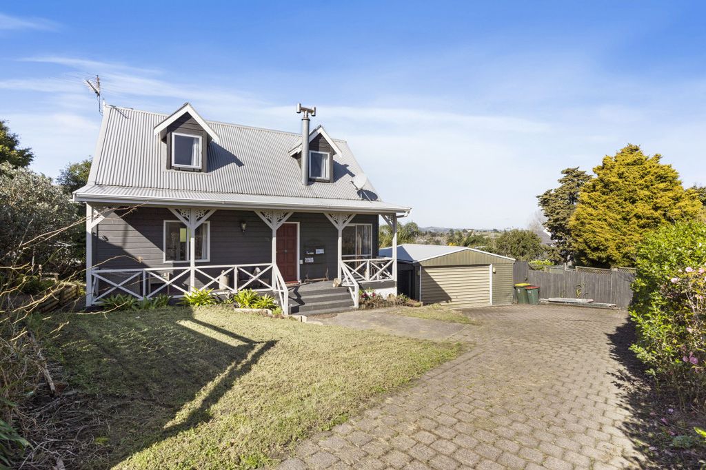 Sold 97A Sandspit Road, Shelly Park realestate.co.nz