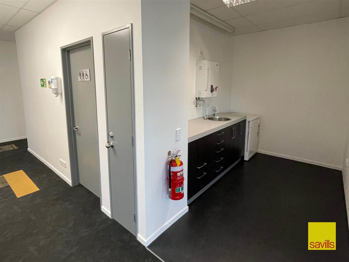 Modern Office for Lease - Vista 5