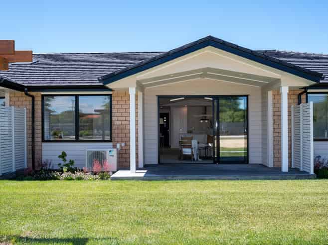 45  Read Crescent, ELM, Willowbrook Community, Clive