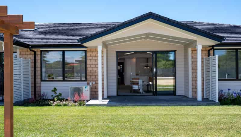 45  Read Crescent, ELM, Willowbrook Community, Clive