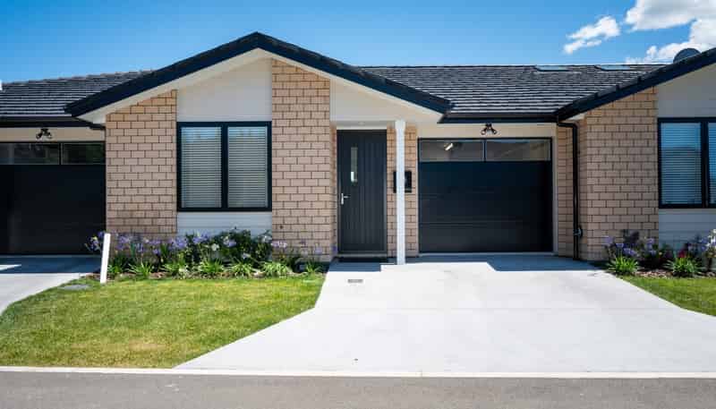 45  Read Crescent, ELM, Willowbrook Community, Clive