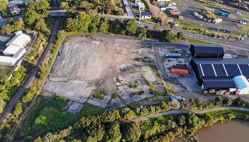 B/2-30 Mill Road, Helensville