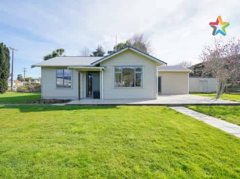 6 Half Mile Road, Tuatapere