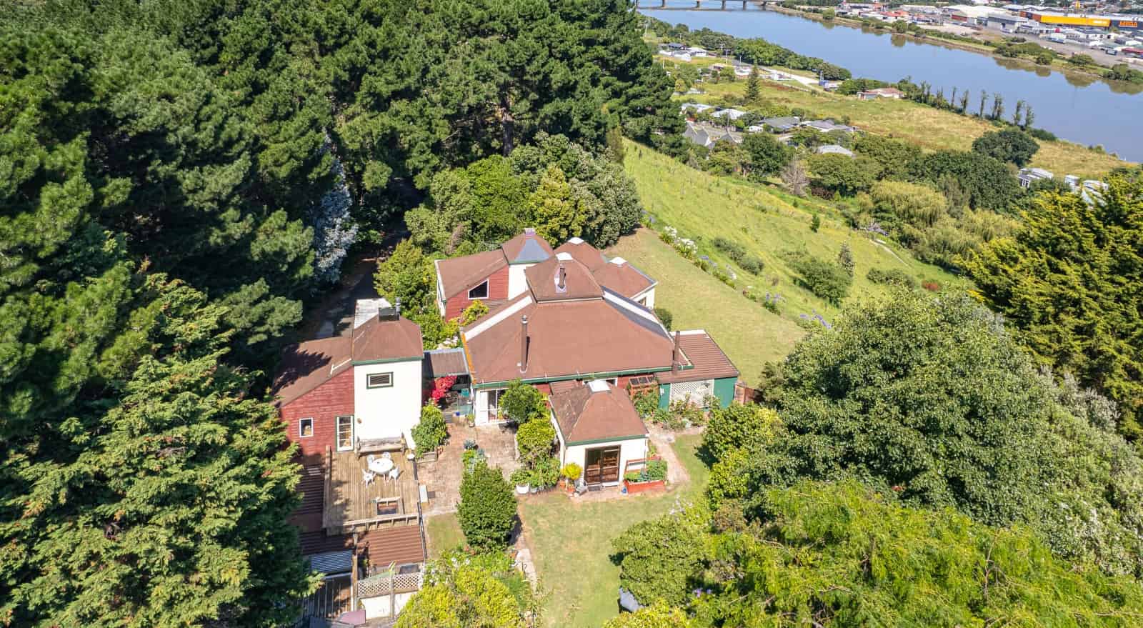 101 Putiki Drive, Putiki, Whanganui For Sale realestate.co.nz