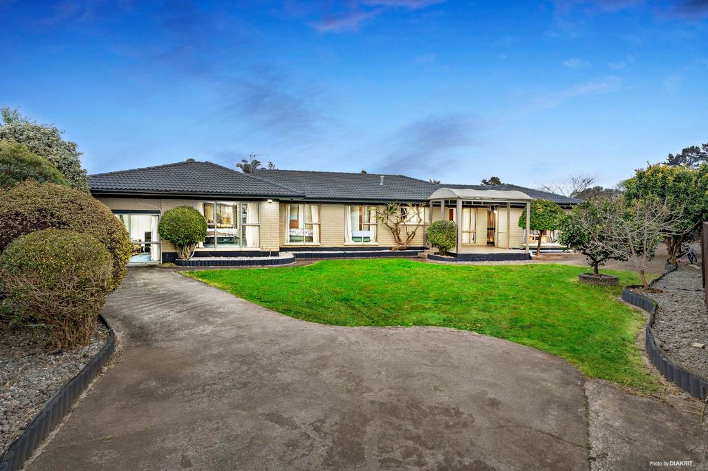 Property value 51 Carnoustie Drive, Wattle Downs realestate.co.nz