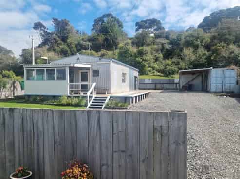 5 Lipscombe Road, Kaiaua