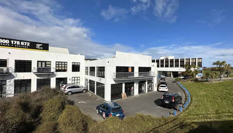 4 Market Grove, Hutt Central