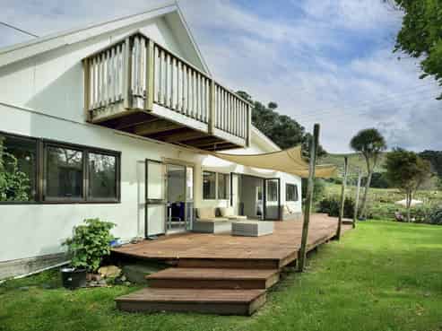 345B Mahia East Coast Road, Mahia