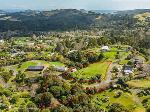 285 Bellville Drive, Coromandel