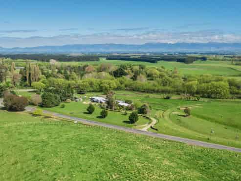 17 Maharakeke Road, Waipukurau