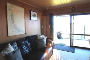 115 The Fairway, Matarangi