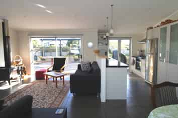 130 Waimaire Avenue, Matarangi