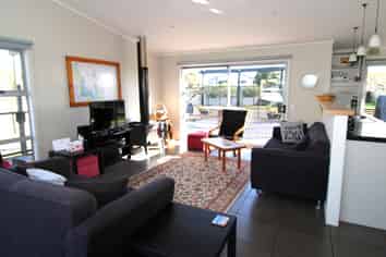 130 Waimaire Avenue, Matarangi