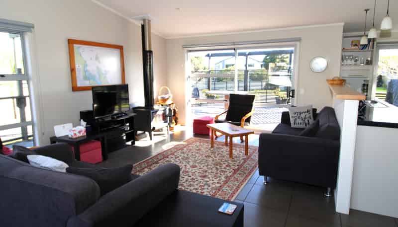 130 Waimaire Avenue, Matarangi