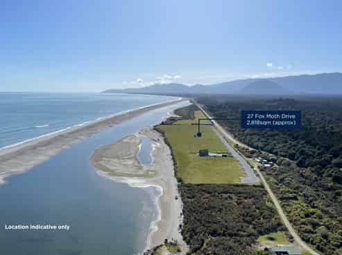 27 Fox Moth Drive, Haast
