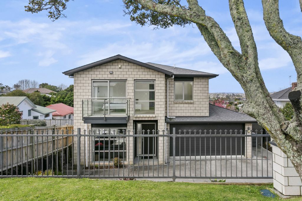 Sold 4 Greenhill Crescent, Pakuranga realestate.co.nz