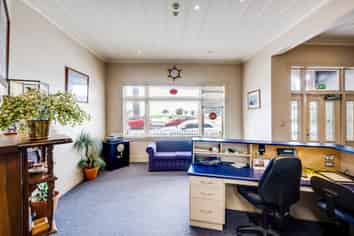 Six Sister Jewel - Office or Accommodation