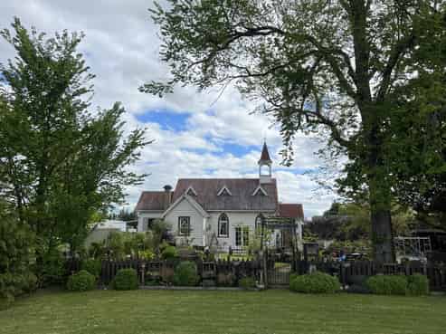 6 Matheson Road, Waikaka